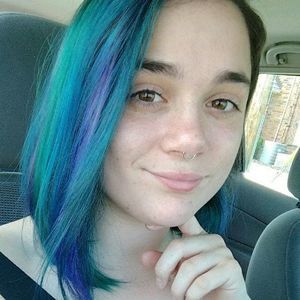 Meet your Posher, Eve